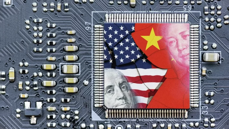Fabricantes de chip da China se unem para vencer sanções dos EUA e conquistar autossuficiência