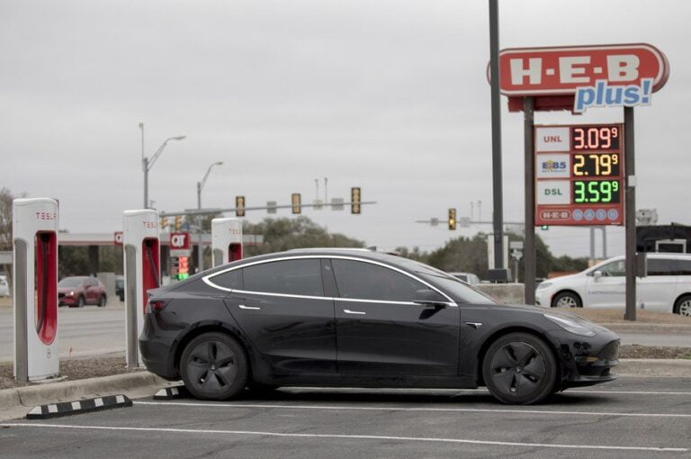 União Europeia anuncia investigação sobre carros elétricos da China: ‘Isto está distorcendo o nosso mercado’