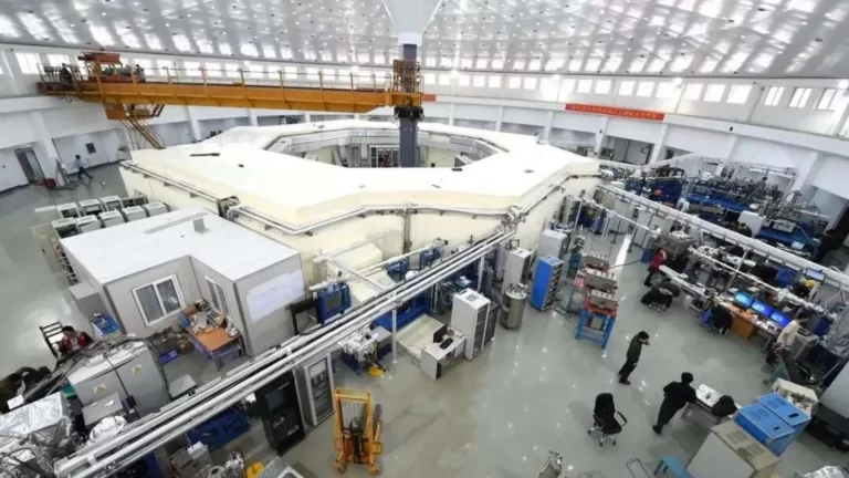 China prepara construção de maior instalação de pesquisa para criar sol artificial de última geração