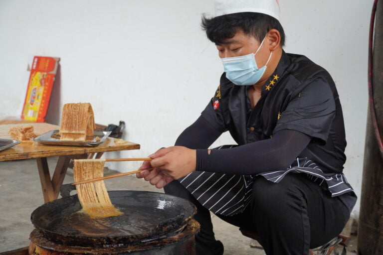 O ‘Sanzi’ dourado de Huanggang