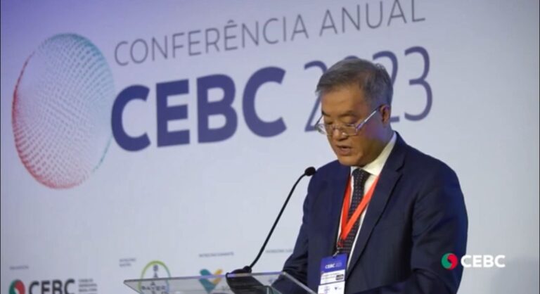 Conferência Anual do CEBC aborda sustentabilidade e neoindustrialização na relação Brasil-China