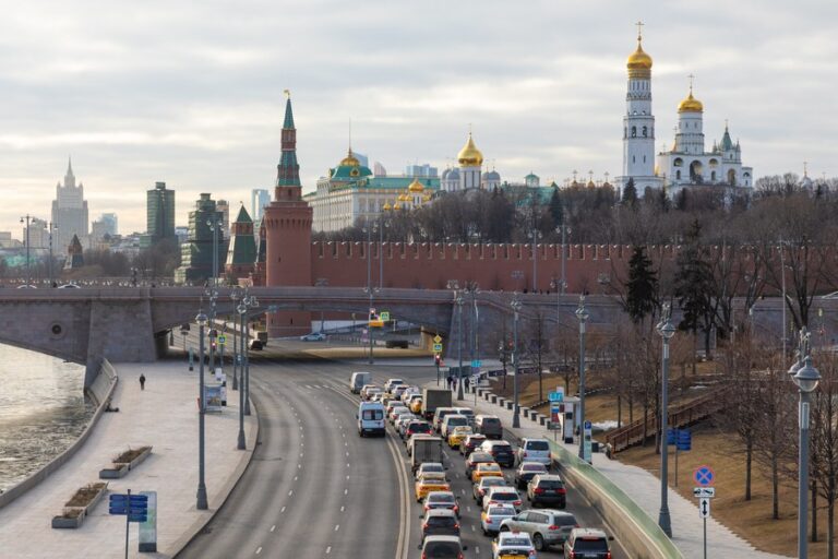 Eleições na Rússia: população vai às urnas em votação que deve confirmar novo mandato de Putin