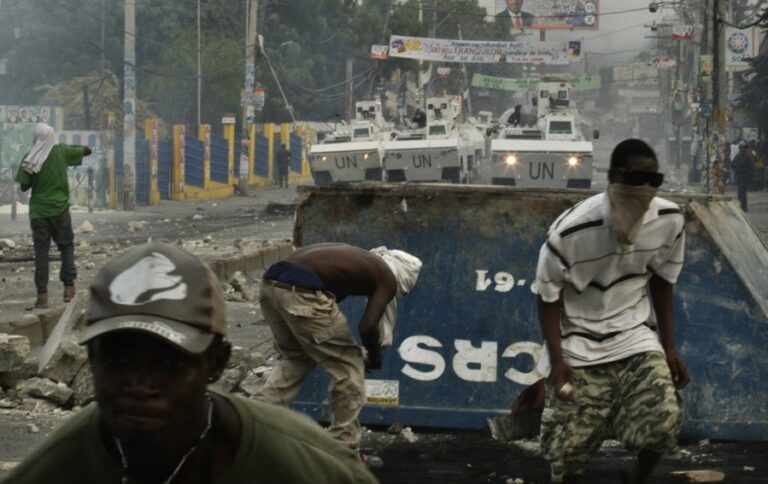 Haiti decreta estado de emergência e toque de recolher após ataque a presídio
