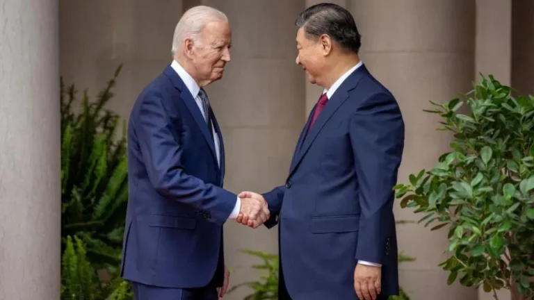 Xi Jinping e Joe Biden conversam por telefone sobre relações bilaterais