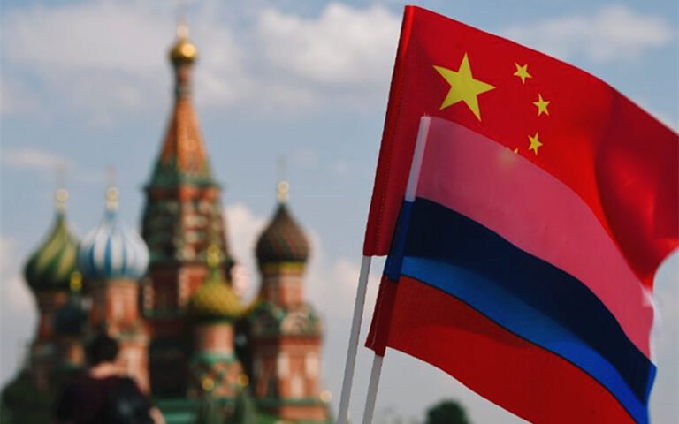 Rússia e China reforçam proximidade de posições sobre guerra da Ucrânia