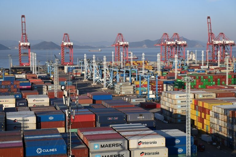 Comércio da China com parceiros do BRICS registra aumento no primeiro trimestre de 2024
