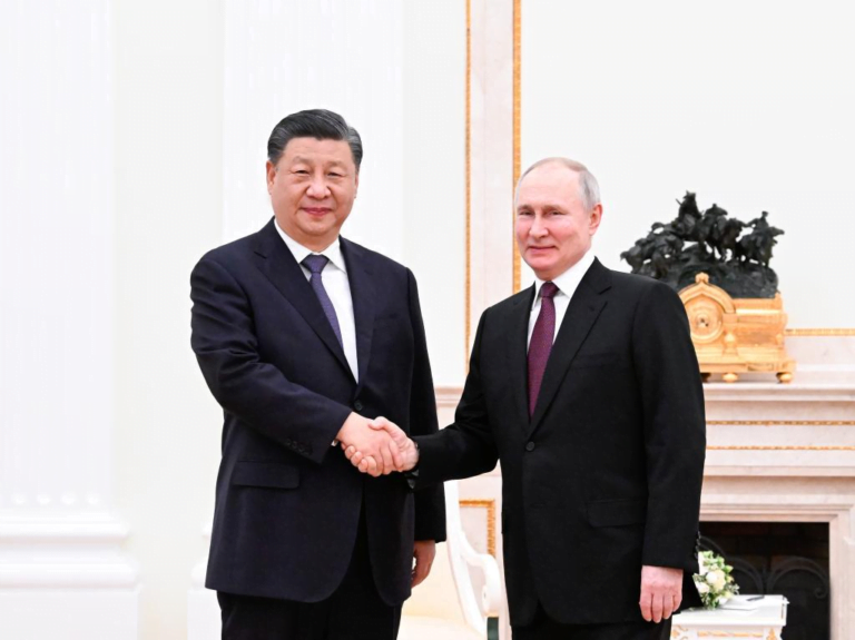 Putin visita Pequim enquanto Biden está ‘atolado’ nos esforços para minar relações Rússia-China
