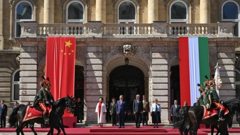 China e Hungria se unem para promover conectividade entre Europa central e oriental