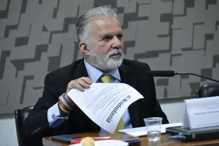 Lula rebaixa relações com Israel e retira embaixador do Brasil em Tel Aviv de forma definitiva