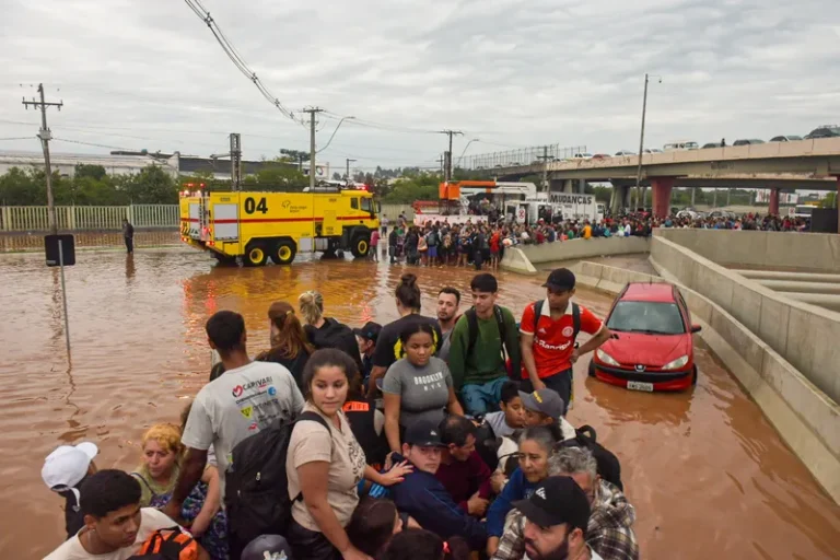 Senado deve aprovar nesta terça (7) decreto que reconhece calamidade pública no RS; mortes no estado após enchentes chegam a 90