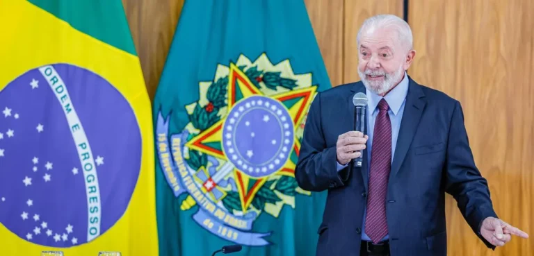 Transição energética oferece “novo ciclo de desenvolvimento”, e o Brasil “não vai jogar fora”, diz Lula