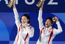 China dispara na frente e conquista o ouro no salto sincronizado feminino e no BMX freestyle park nos Jogos Olímpicos de Paris 2024