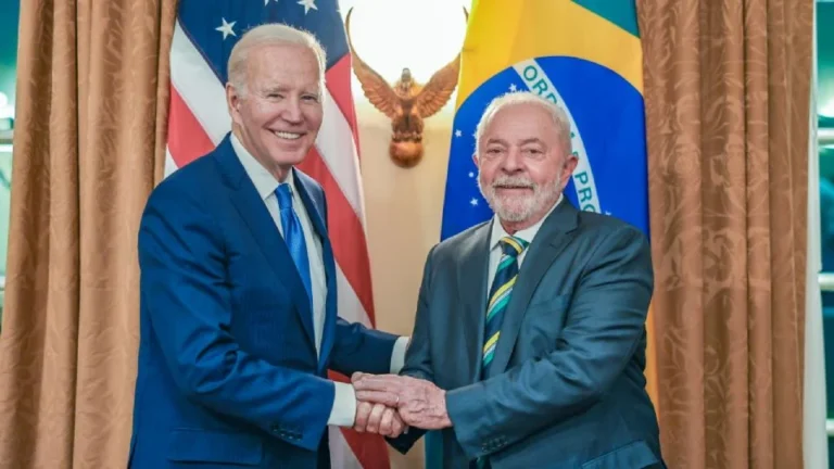 Lula se pronuncia sobre desistência de Biden nas eleições presidenciais dos EUA