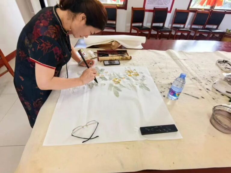 A Rua Beicheng do Distrito de Mudan Organiza um Evento de Caligrafia e Pintura para Veteranos de Quadro