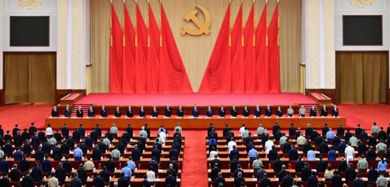 Comitê Central do Partido Comunista da China aprofunda reformas também no combate à corrupção