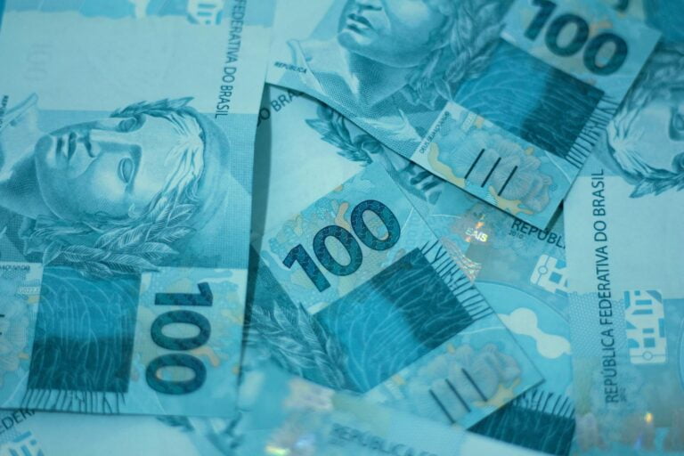Banco Central mantém juros em 10,5% ao ano e afirma que momento exige ‘maior cautela’