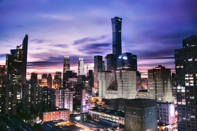 O avanço na modernização da China beneficia o mundo