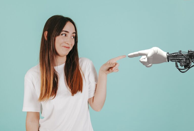 Ministério da Cultura organiza seminários sobre uso de chatbots e assistentes virtuais em bibliotecas