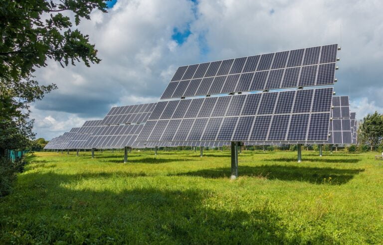 Maior província mineradora de carvão da China registra crescimento de energia limpa