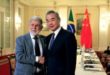 China e Brasil debatem levar relações bilaterais a novo patamar