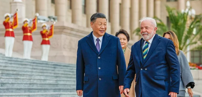 Rui Costa lidera delegação na China para negociar adesão do Brasil à Nova Rota da Seda