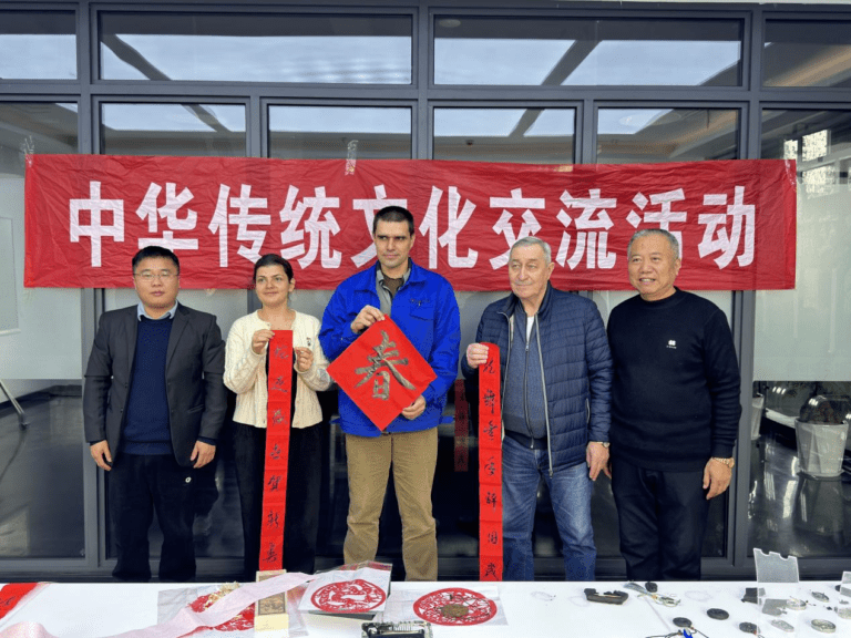 Atividades de Intercâmbio Cultural do Ano Novo Chinês Entre China e Rússia Promovem Cooperação Econômica, Comercial e Cultural