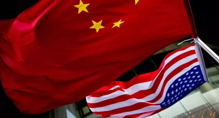 China ordena suspensão de recebimento de aviões da Boeing em meio à escalada da guerra comercial