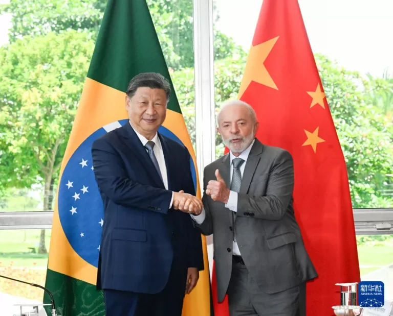 China acelera substituição da soja dos EUA pela brasileira, enquanto exportações agrícolas americanas desabam com tarifas