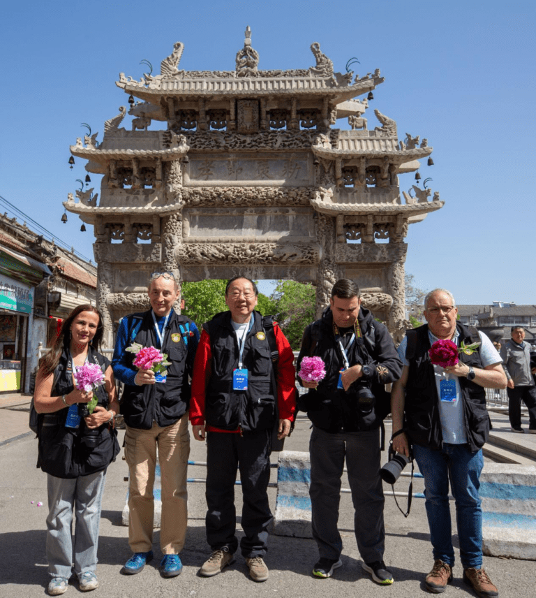 Fotógrafos de quatro países registram cultura e paisagens de Shanxian, na China