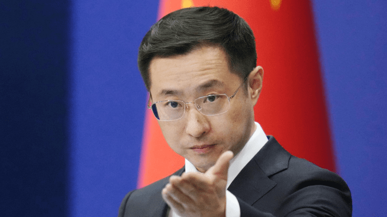 Guerra comercial dos EUA ‘prejudica seriamente o bem-estar de todo o mundo’, diz China, que aciona a ONU