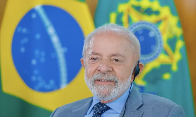 Lula embarca para Rússia e China em meio a tensões geopolíticas e comerciais globais