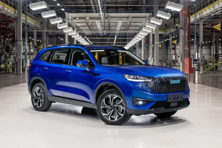 Montadora chinesa GWM inicia produção no Brasil e reforça presença no setor automotivo latino-americano
