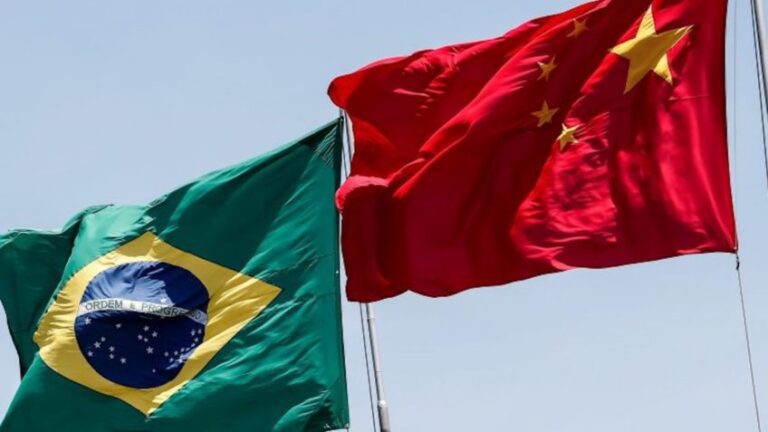 Lula desembarca na China para reforçar laços comerciais e discutir novos rumos da parceria