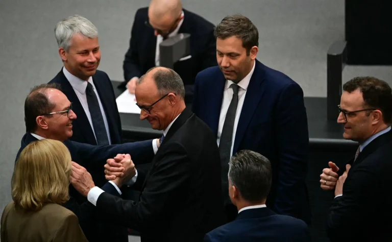 Friedrich Merz é eleito novo chanceler da Alemanha e inaugura governo mais conservador desde a era Merkel