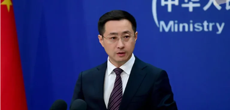 China Condena Ataques de Israel ao Irã e Aponta Riscos de Escalada no Oriente Médio
