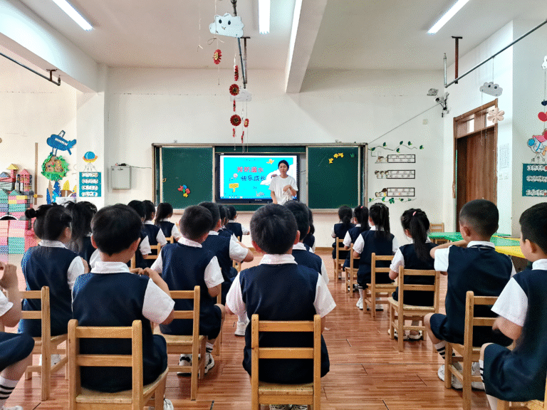 Campanha contra afogamentos chega às escolas: vozes infantis e canções educativas reforçam a prevenção desde cedo