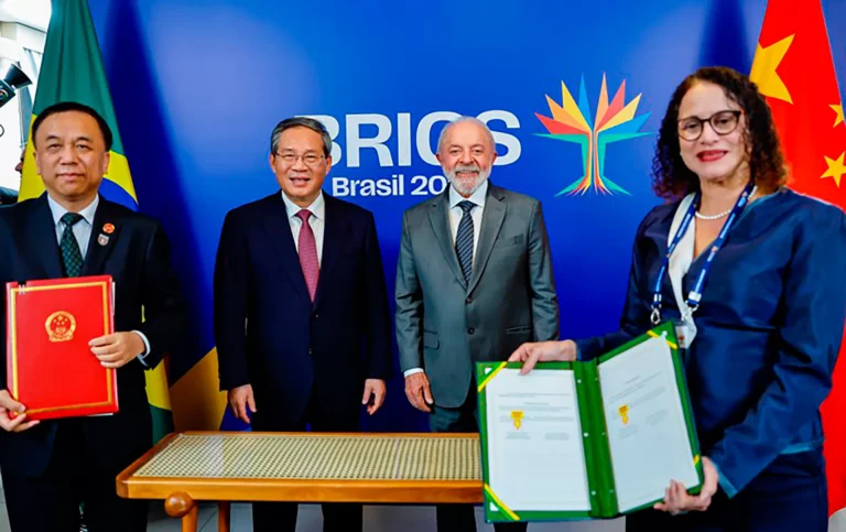 Brasil e China avançam na construção do CBERS-5, novo satélite voltado ao monitoramento climático
