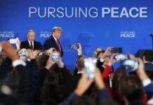 Trump e Putin se reúnem no Alasca, mas saem sem acordo sobre a Ucrânia