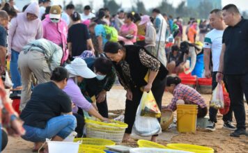 Mídia chinesa no exterior visita Hainan: o novo “canto dos pescadores” de um vilarejo centenário