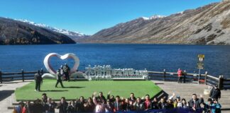 A força da “canção do amor”: Kangding revela novo caminho para o turismo cultural no planalto