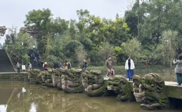 Muito além do aroma do baijiu: Luzhou aposta na cultura para impulsionar o turismo