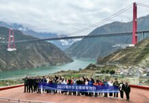 Rodovia 318 conecta “vilas da felicidade” e redesenha integração entre turismo e cultura no vale do rio Dadu