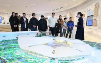 “Nova Rota da Seda” em foco: mídia estrangeira visita polo da Organização de Cooperação de Xangai em Qingdao