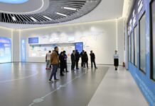 Mídia internacional visita zona de cooperação da OCS em Qingdao em busca de novos caminhos para o comércio regional