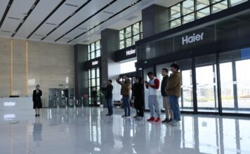 Zona de Demonstração da OCX em Qingdao aposta em manufatura inteligente e atrai atenção da mídia internacional