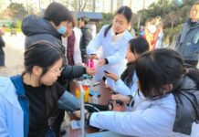 Distrito de Mudan: Atividade de Consulta Médica Gratuita Leva Cuidados à Comunidade com Amor e Profissionalismo