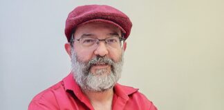 Mais espaço para livros chineses