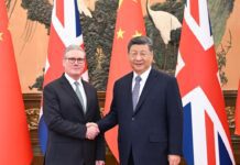 Xi e Starmer defendem multilateralismo em encontro histórico em Pequim
