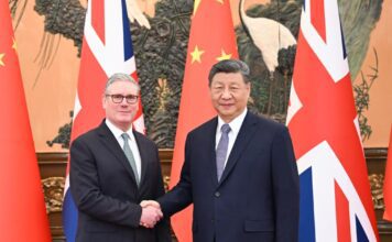 Xi e Starmer defendem multilateralismo em encontro histórico em Pequim