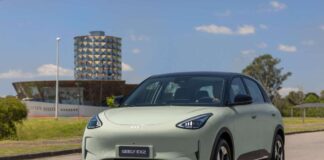 China vende mais de 1 carro por segundo e bate recorde em 2025